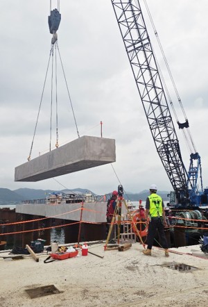 잔교 위탁제작 및 시공